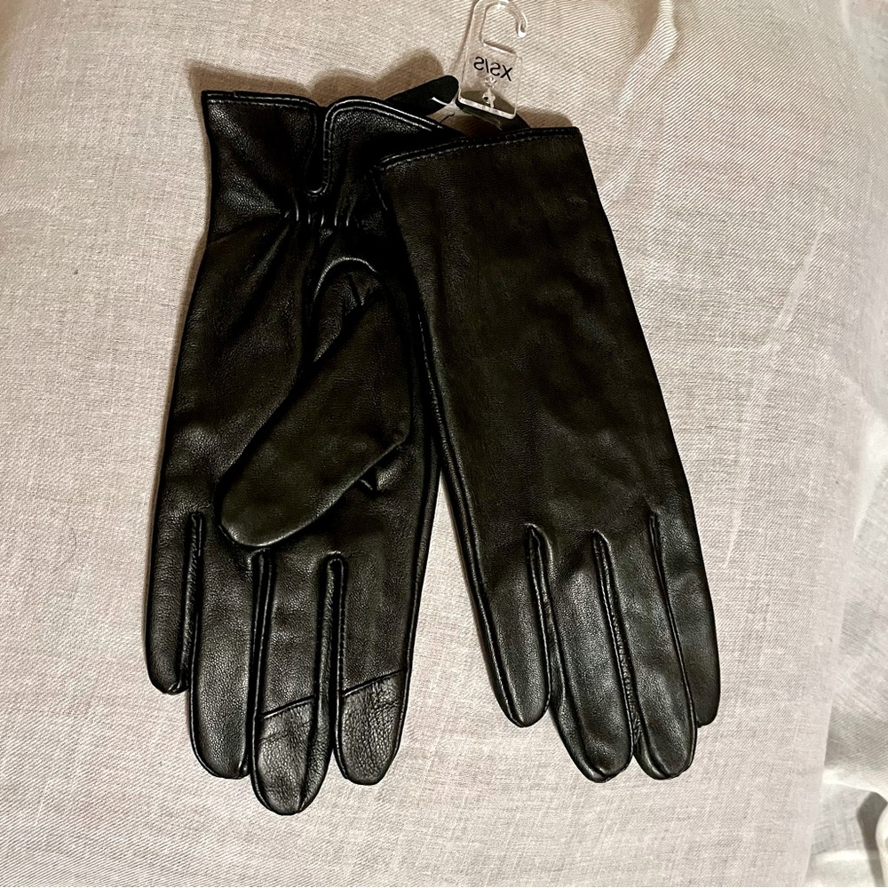 Blk leather sm.